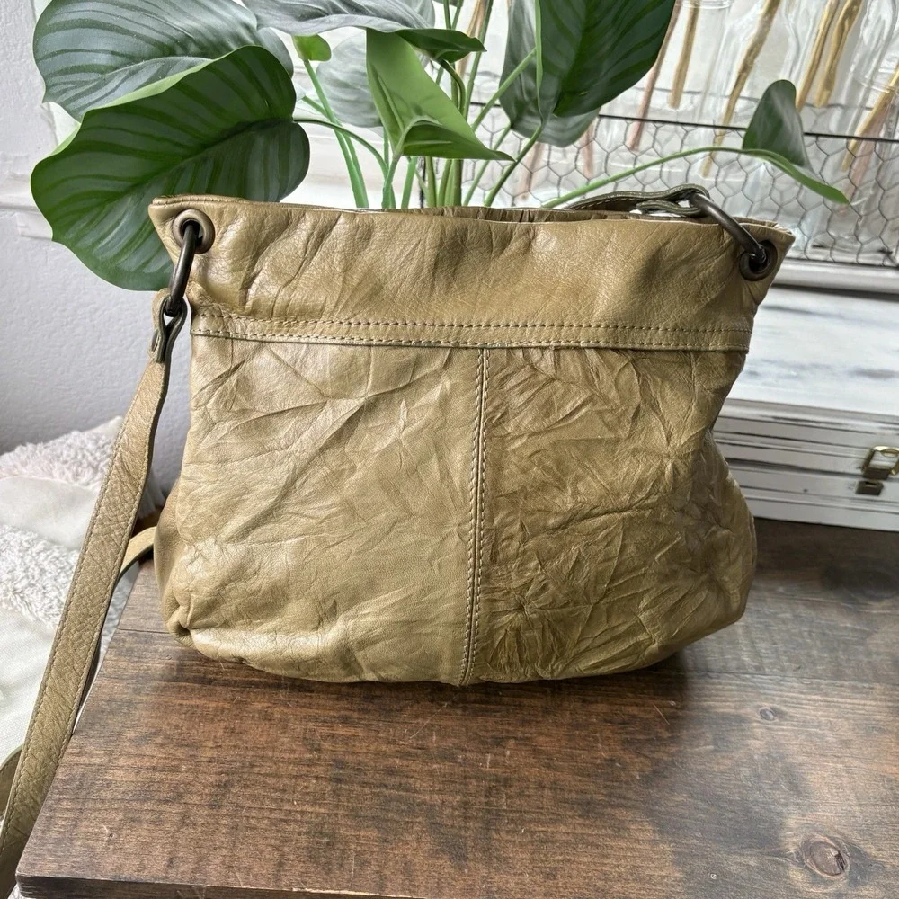 Sundance beautiful crossbody